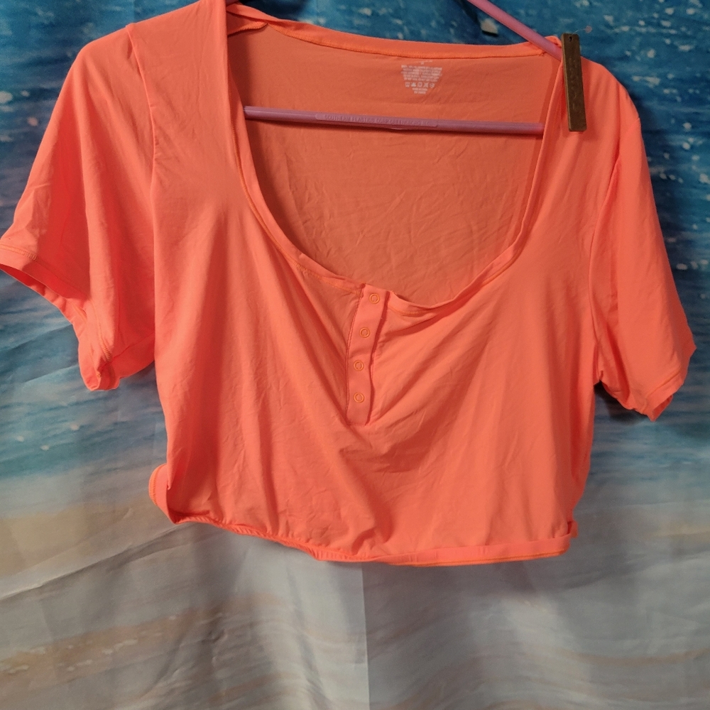 Skims NWT Fits Everybody cropped Henley Shirt‎ In New Orange size 3X